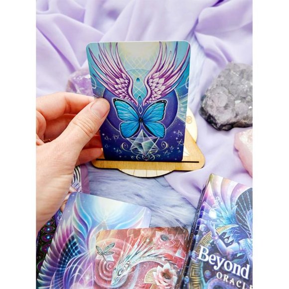 Beyond Lemuria Oracle Cards by Izzy Ivy - Picture 3 of 4